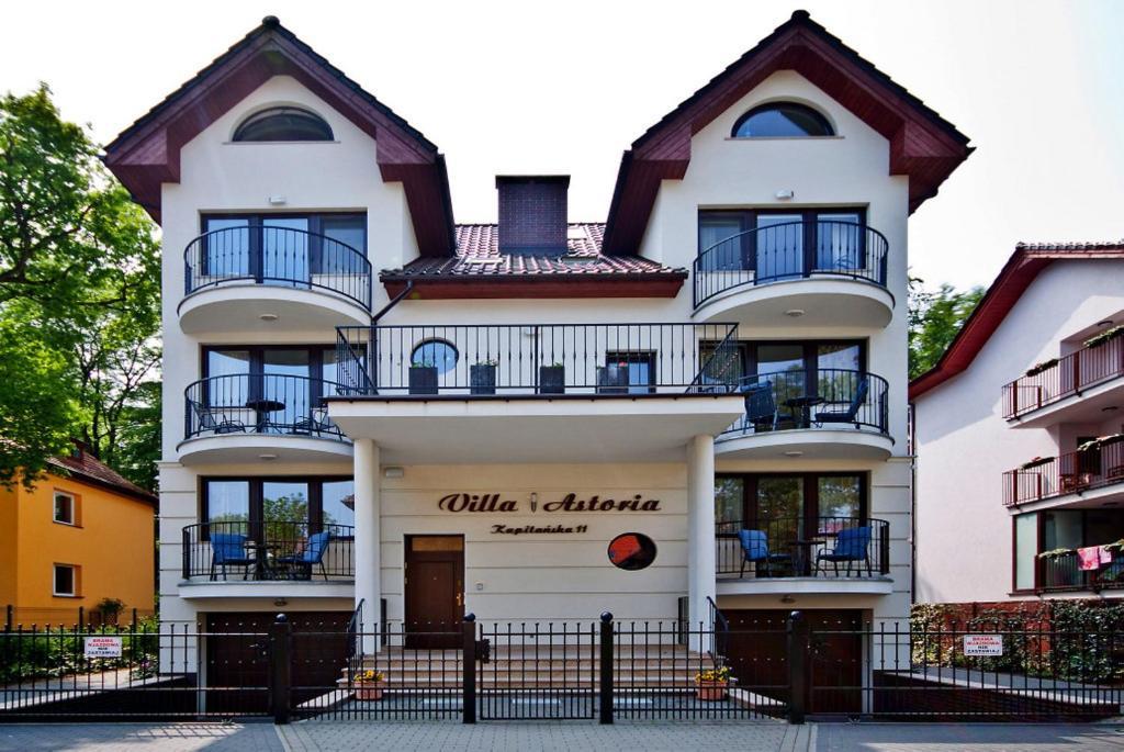 Villa Astoria ชวีโนวิชแจ ภายนอก รูปภาพ